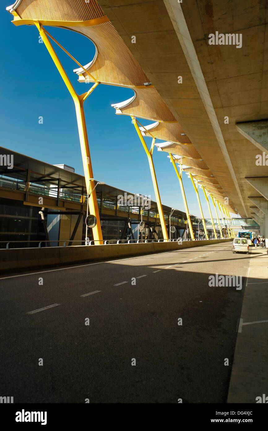 Terminal 4. MadridBarajas Airport. Madrid. Spain Stock Photo Alamy