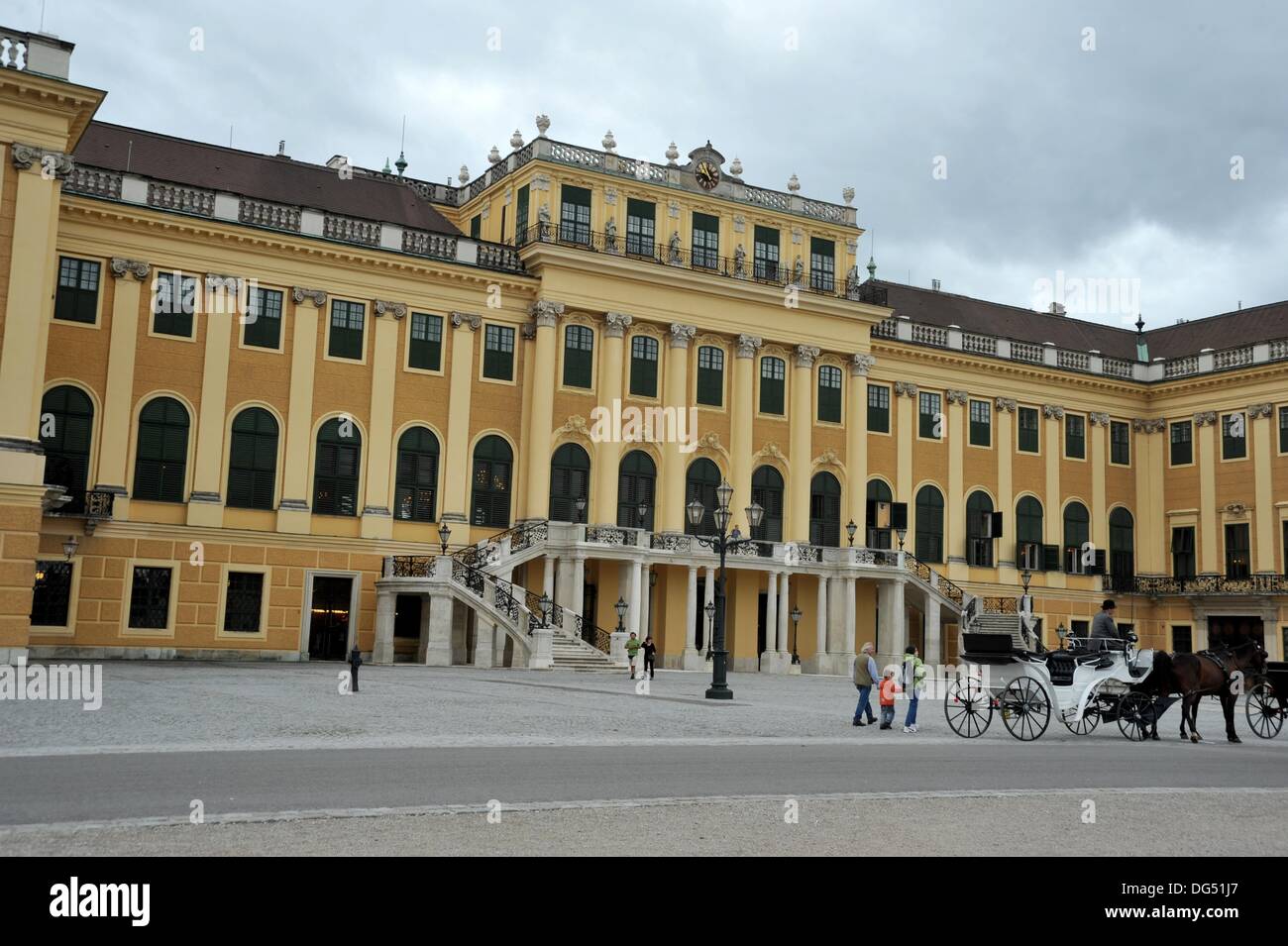 Schönbrunn Palace Façade Vienna Austria The emperor Leopold the First ...