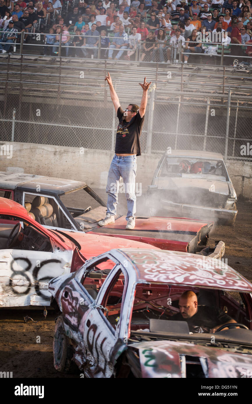 Demolition derby fair hires stock photography and images Alamy