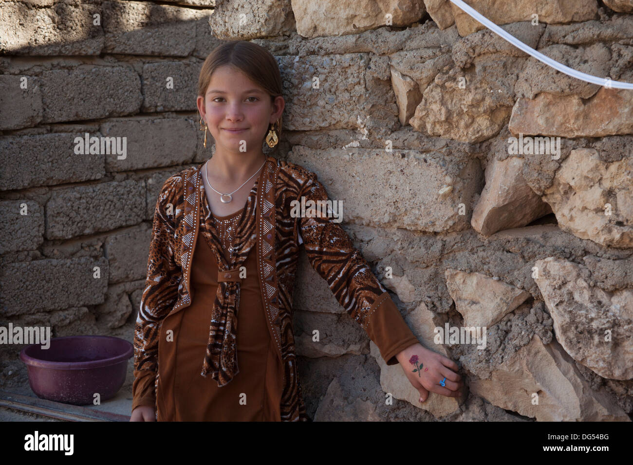 Lalish, Yazidi Holy city in Northern Iraq - Young pilgrim girl Stock Photo