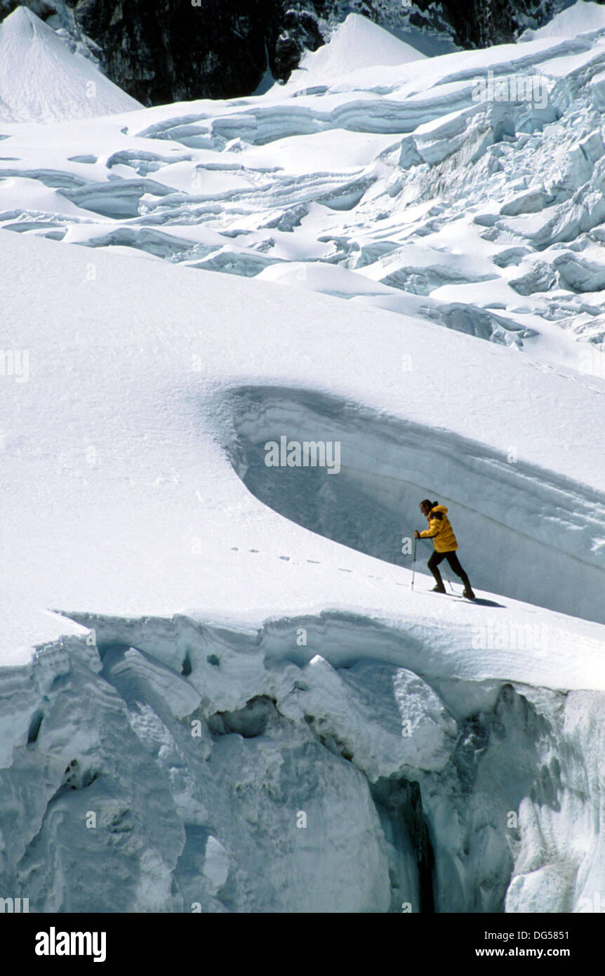 TOUCHING THE VOID(2003) JOE SIMPSON KEVIN MACDONALD DIR) MOVIESTORE COLLECTION LTD Stock Photo
