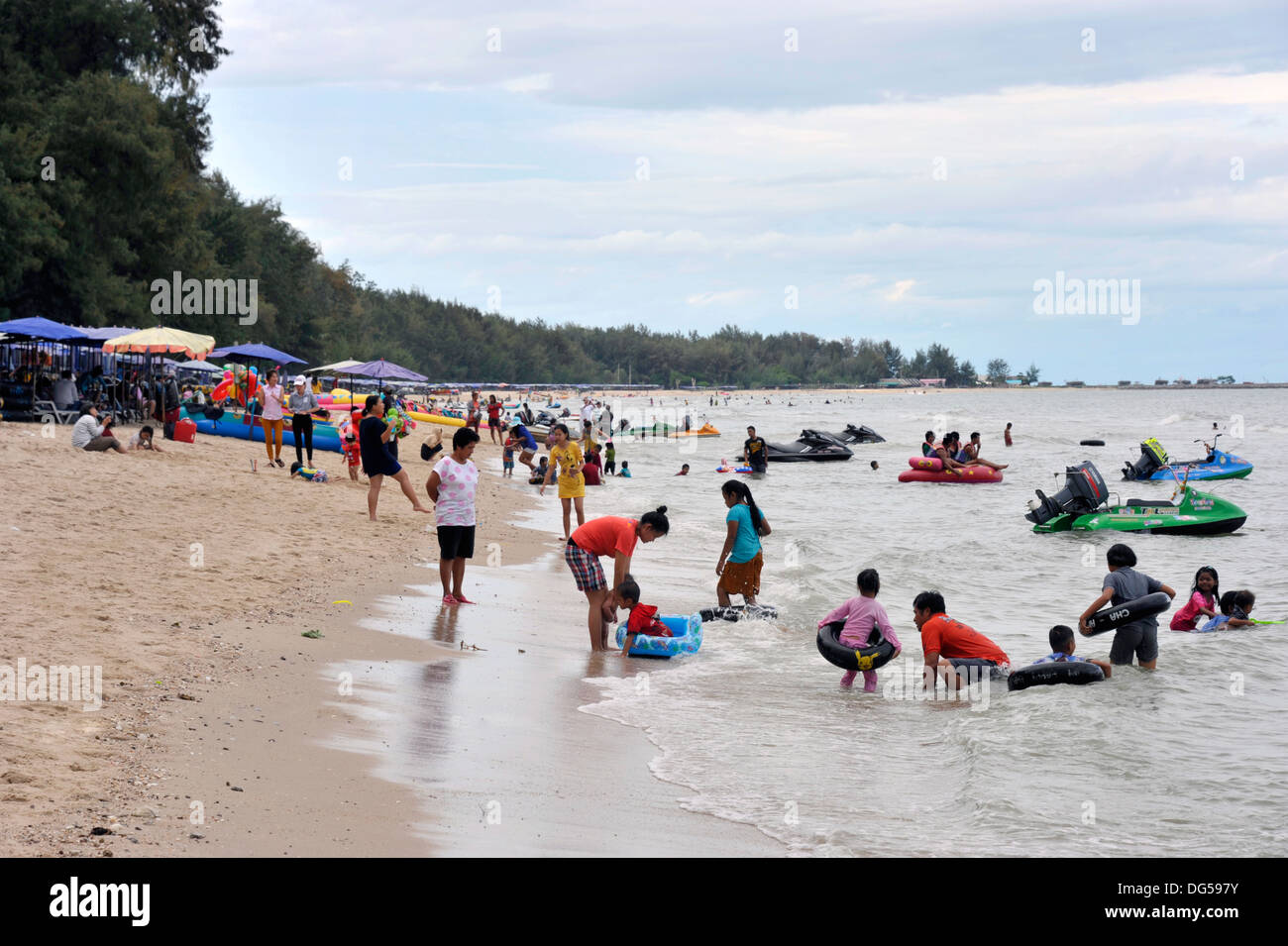 Cha Am beach near Hua Hin in Thailand Stock Photo Alamy Cha Am beach near Hua Hin in Thailand Stock Photo Alamy