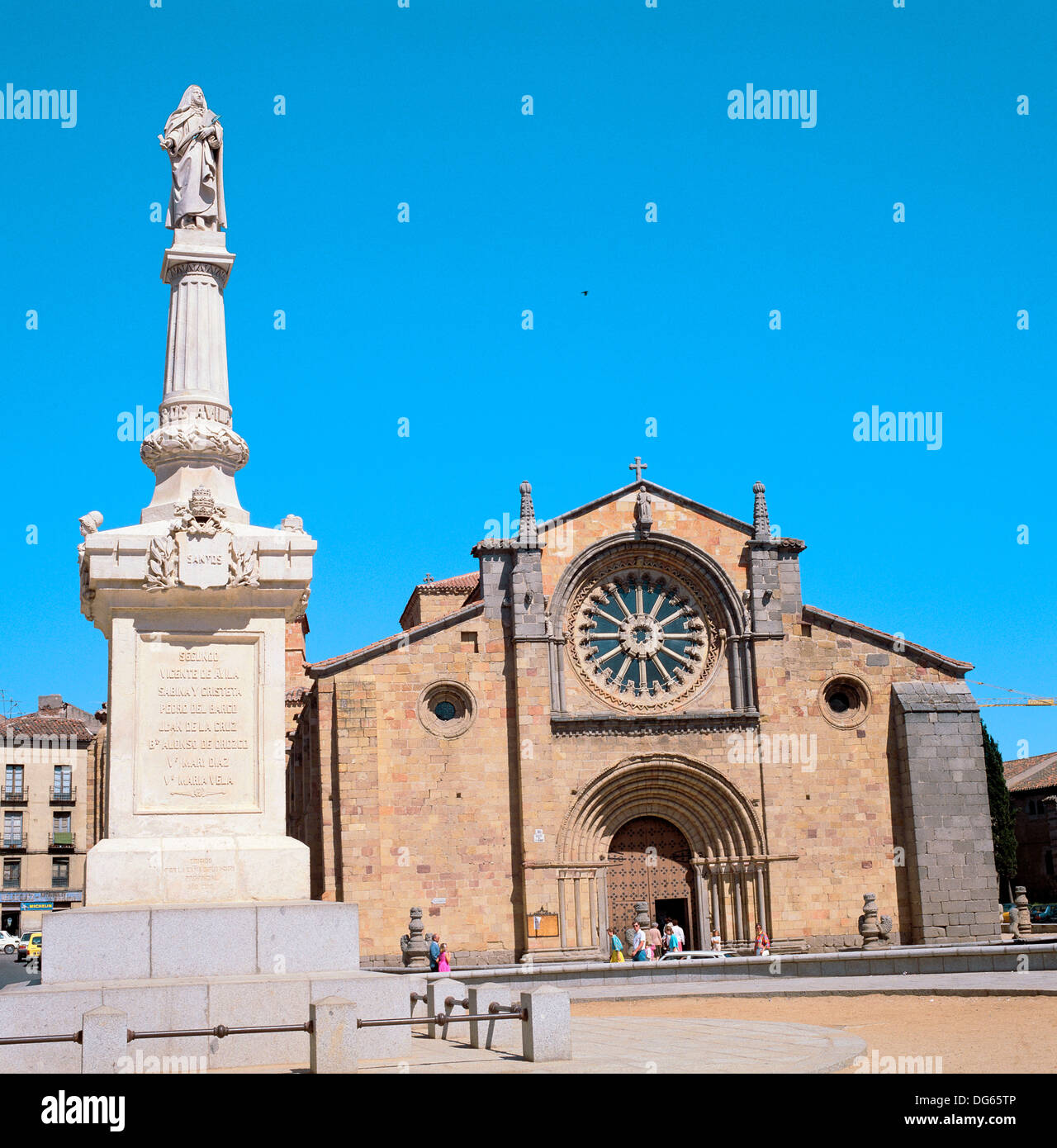 christmas-holly-images-i9m9nujm - Saint Peter the Apostle Saint