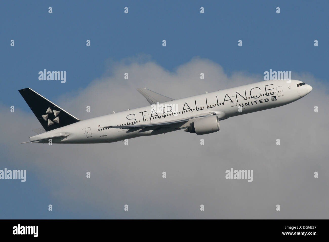 Star alliance 777 hi-res stock photography and images - Alamy Star alliance 777 hi-res stock photography and images - Alamy