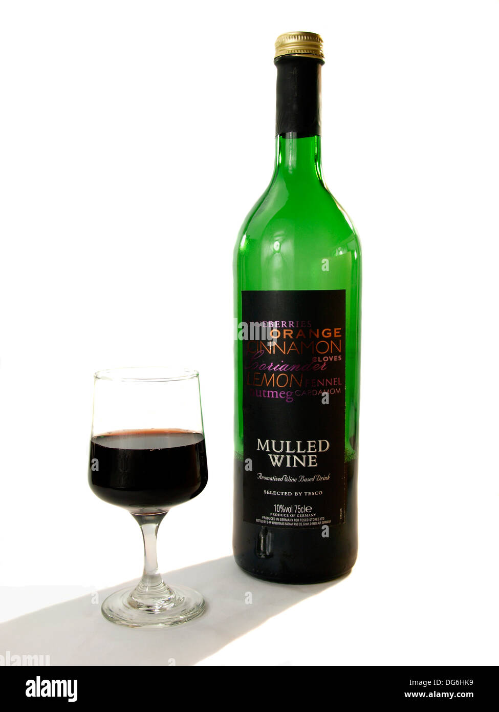 Bottle and glass of Mulled Wine Stock Photo Alamy