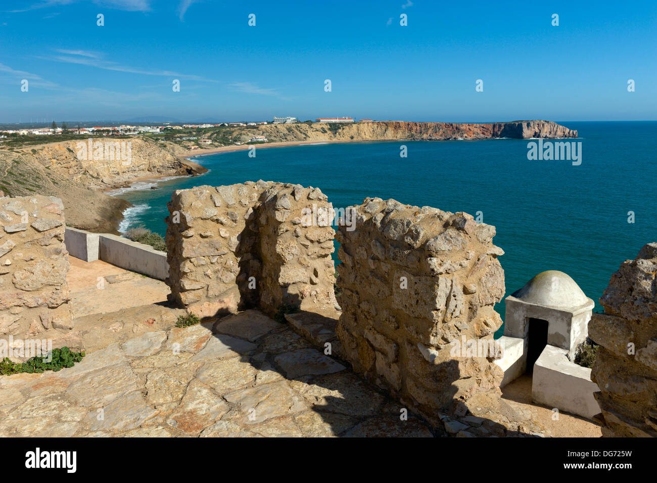 Praia Da Mareta Castle Hi res Stock Photography And Images Alamy Praia Da Mareta Castle Hi res Stock Photography And Images Alamy