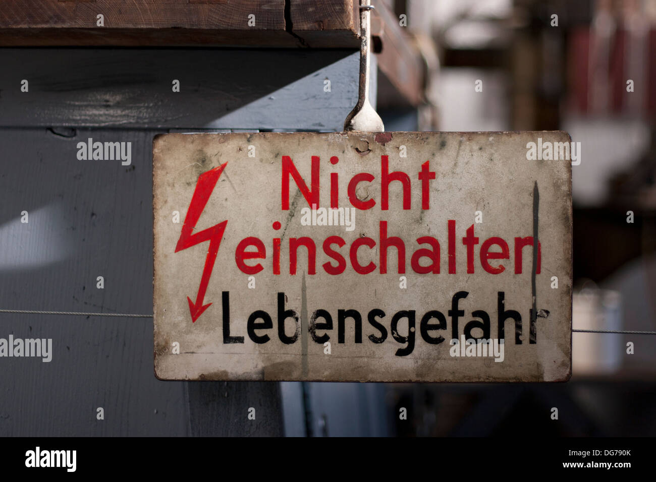 Nicht einschalten Lebensgefahr Warning Sign Germany Stock Photo