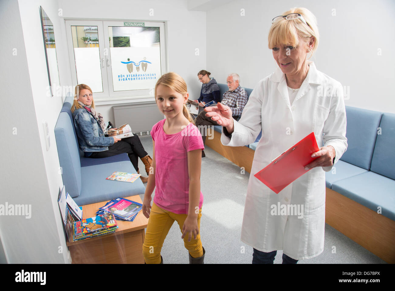 Dental practice, patients in the waiting room Stock Photo Alamy