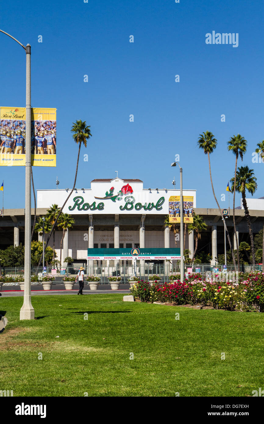 The Rose Bowl in Pasadena California Stock Photo Alamy