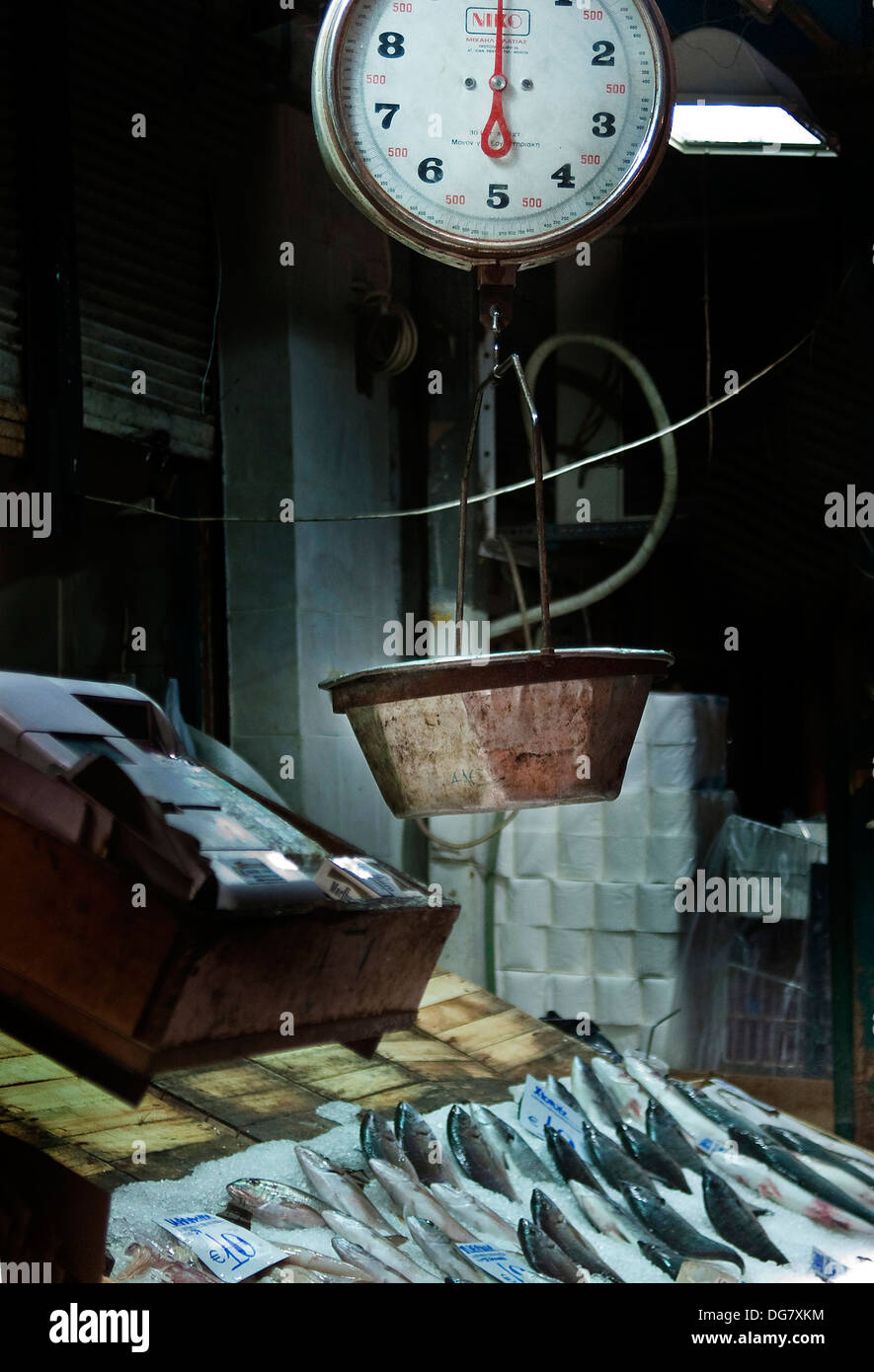 weighing scales fish market Thessaloníki brass basket Stock Photo Alamy