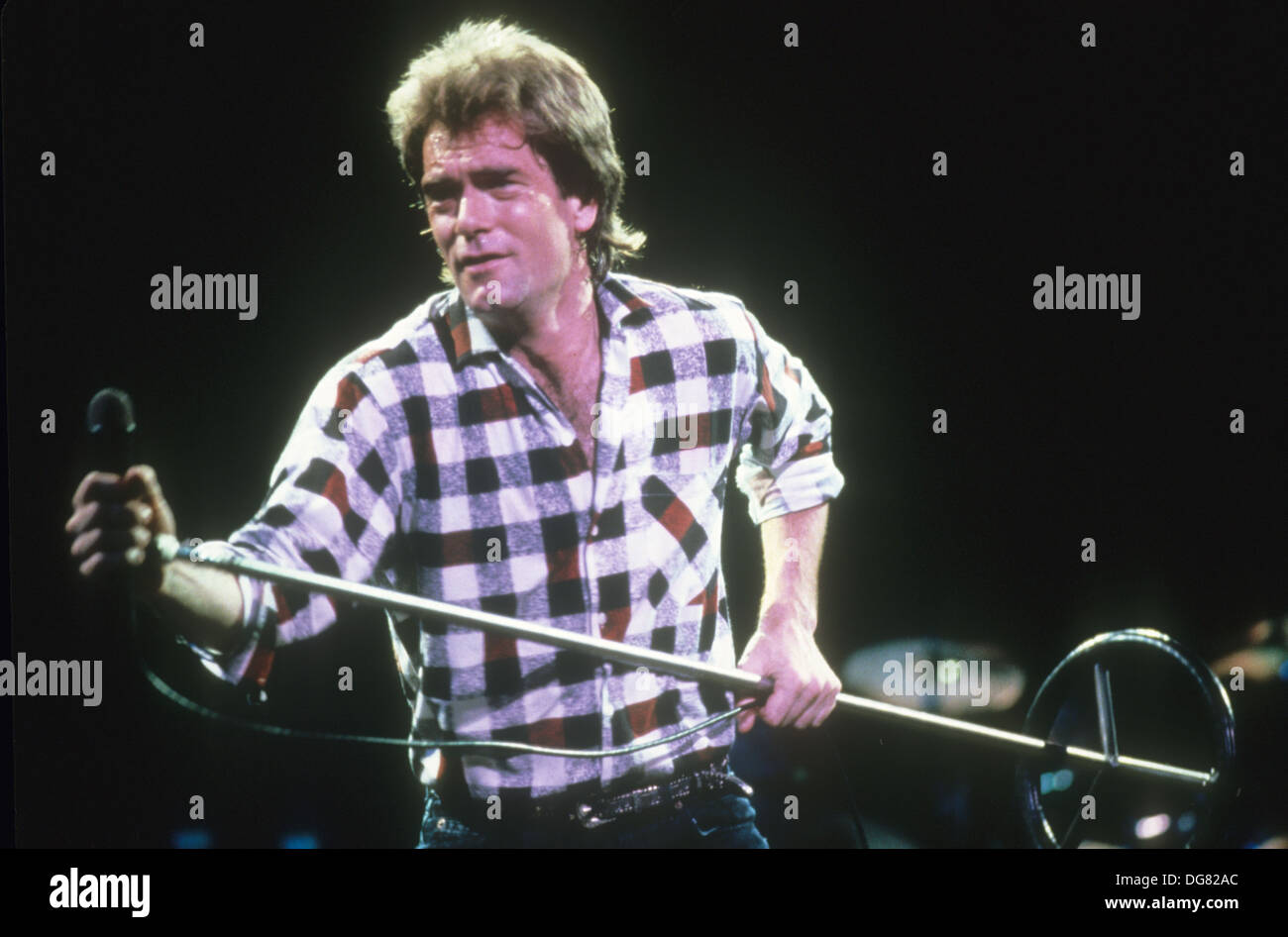 HUEY LEWIS American rock musician about 1995. Photo A