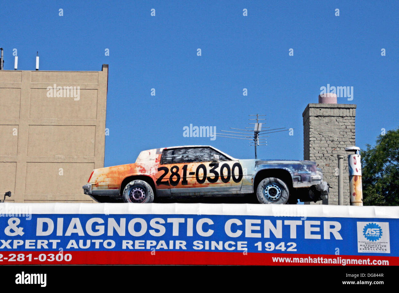 auto shop, Harlem, New York, USA Stock Photo - Alamy