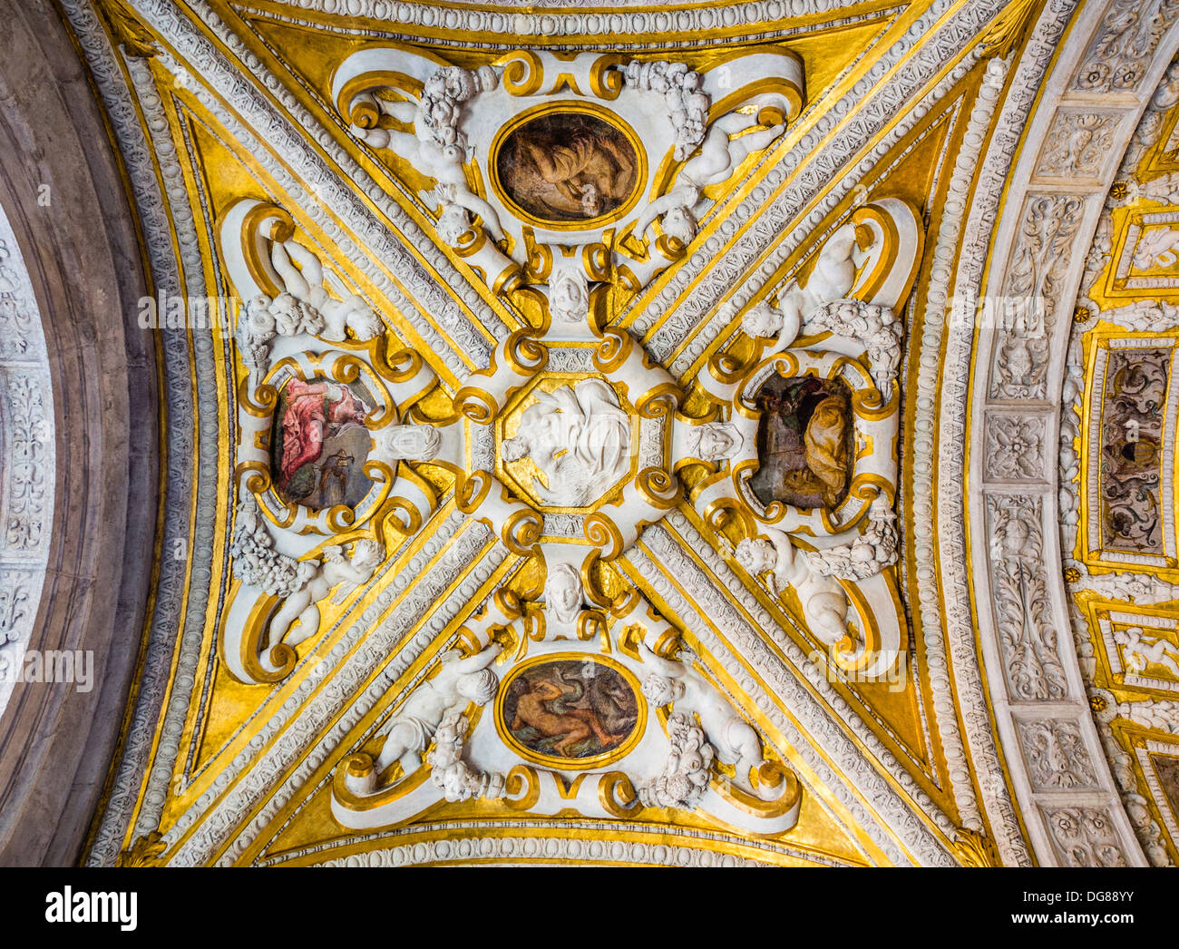 The Doge's Palace inside Stock Photo - Alamy