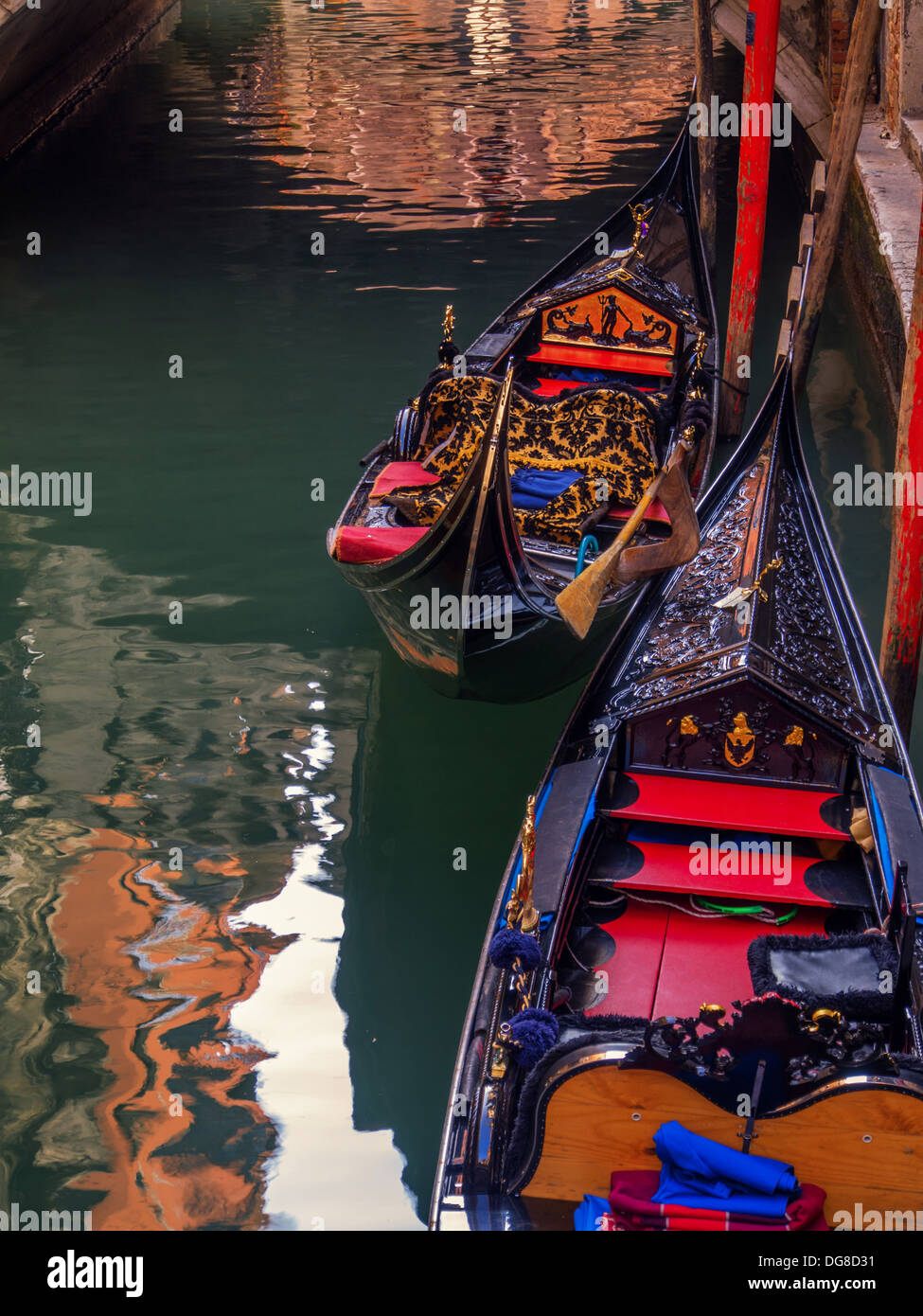 Water backgrounds venice hi-res stock photography and images - Alamy