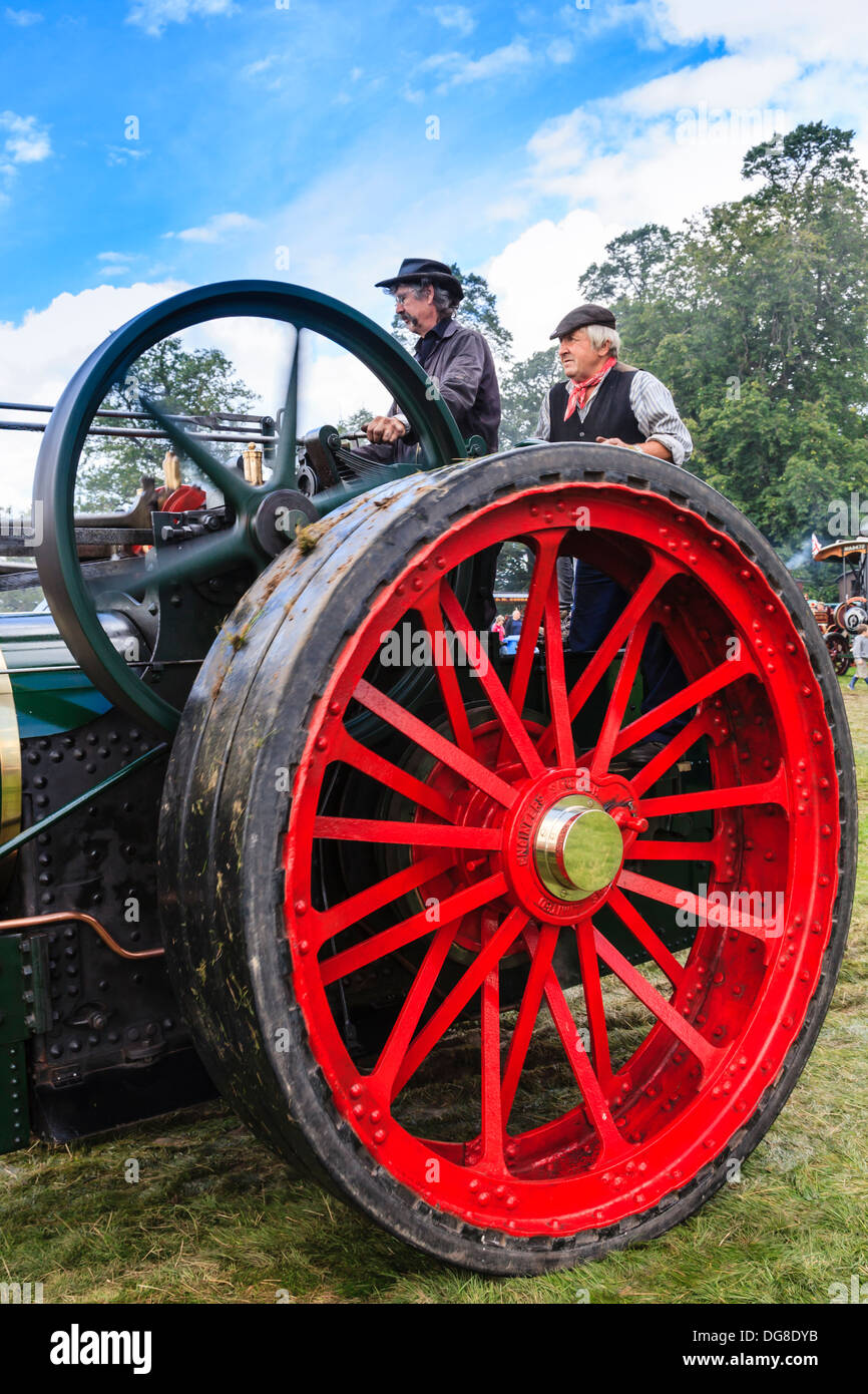 Traction engine wheel Stock Photo Alamy
