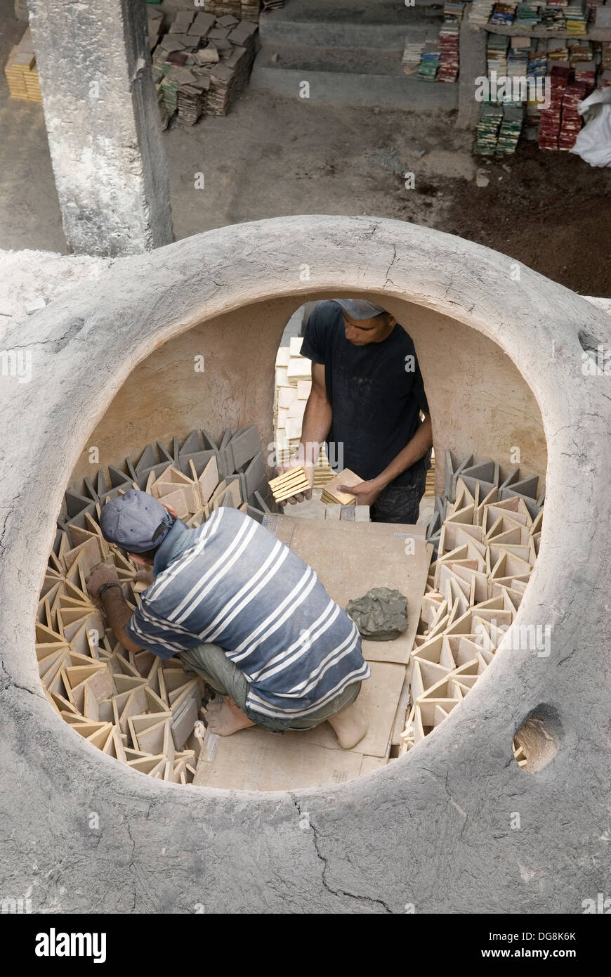 Pottery kiln hires stock photography and images Alamy