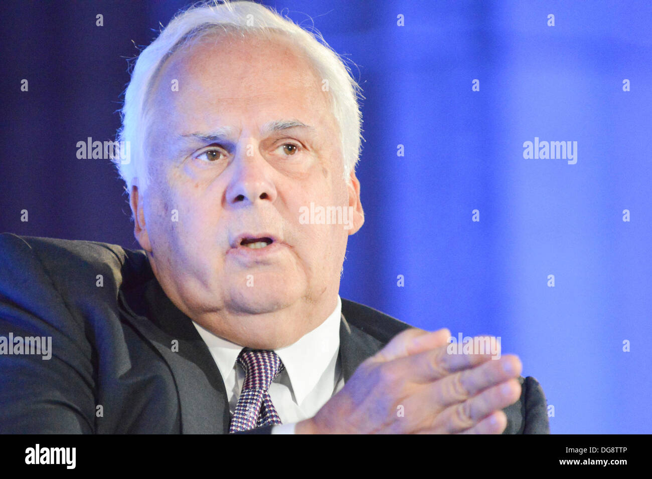 Fred smith hi-res stock photography and images - Alamy