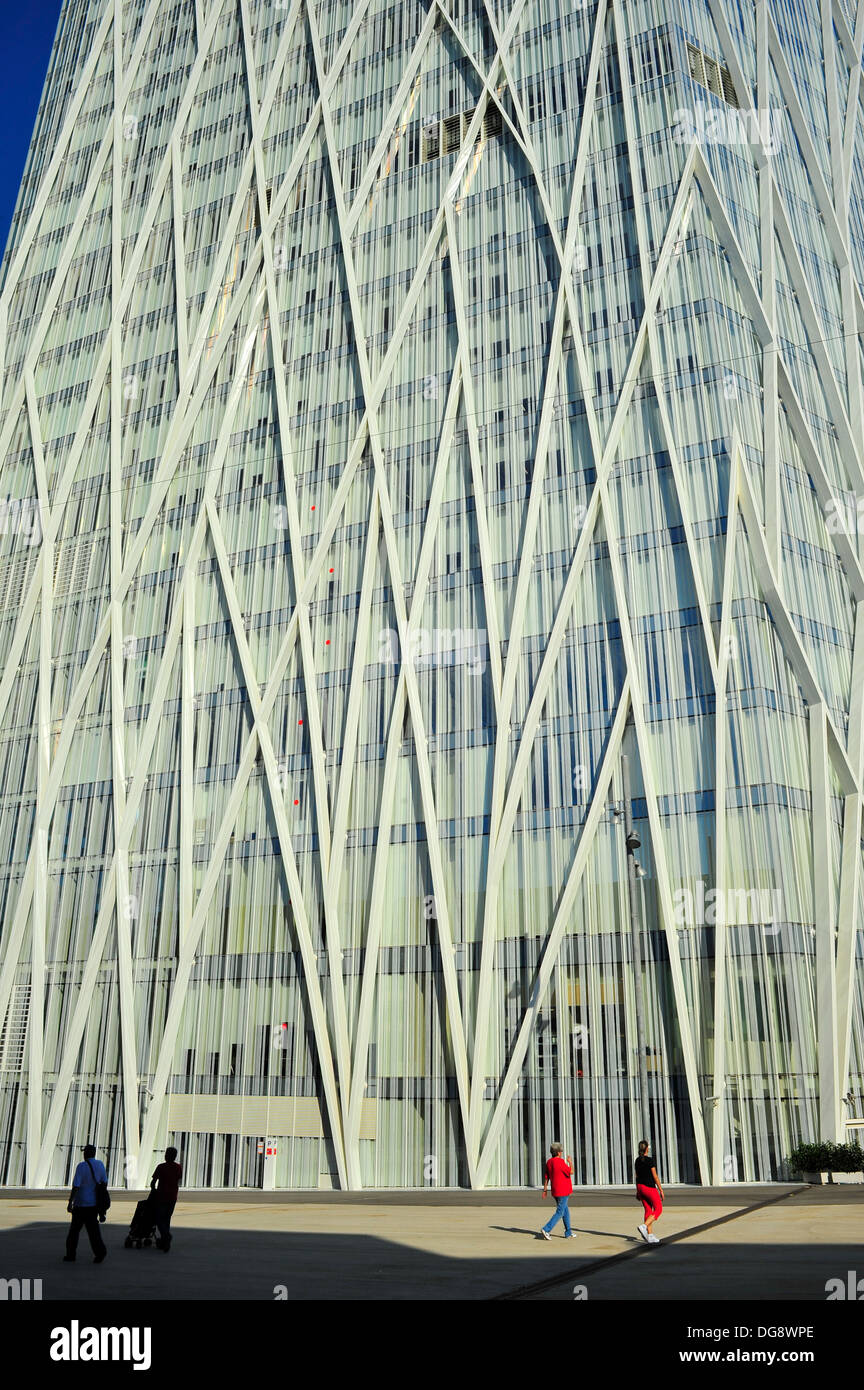 Edificio Diagonal 00, Telefónica headquarters, architect Enric Massip