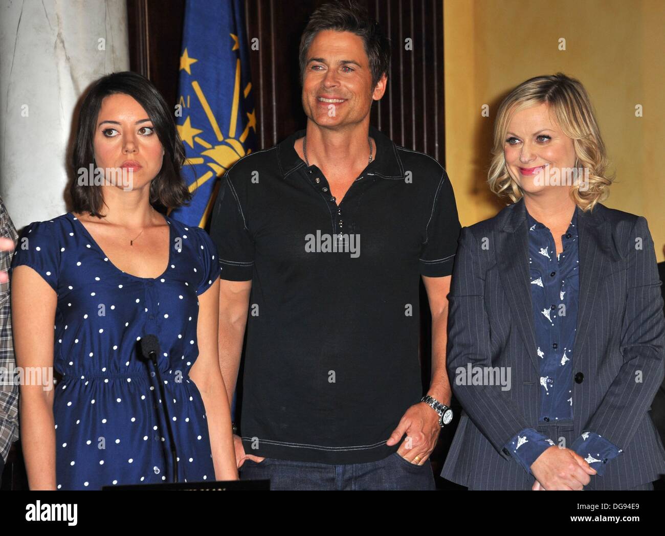 Studio City, CA, . 16th Oct, 2013. Aubrey Plaza, Rob Lowe, Amy Poehler at arrivals for PARKS AND RECREATION 100th Episode Celebration, CBS RADFORD, Studio City, CA October 16, 2013. Credit:  Dee Cercone/Everett Collection/Alamy Live News Stock Photo