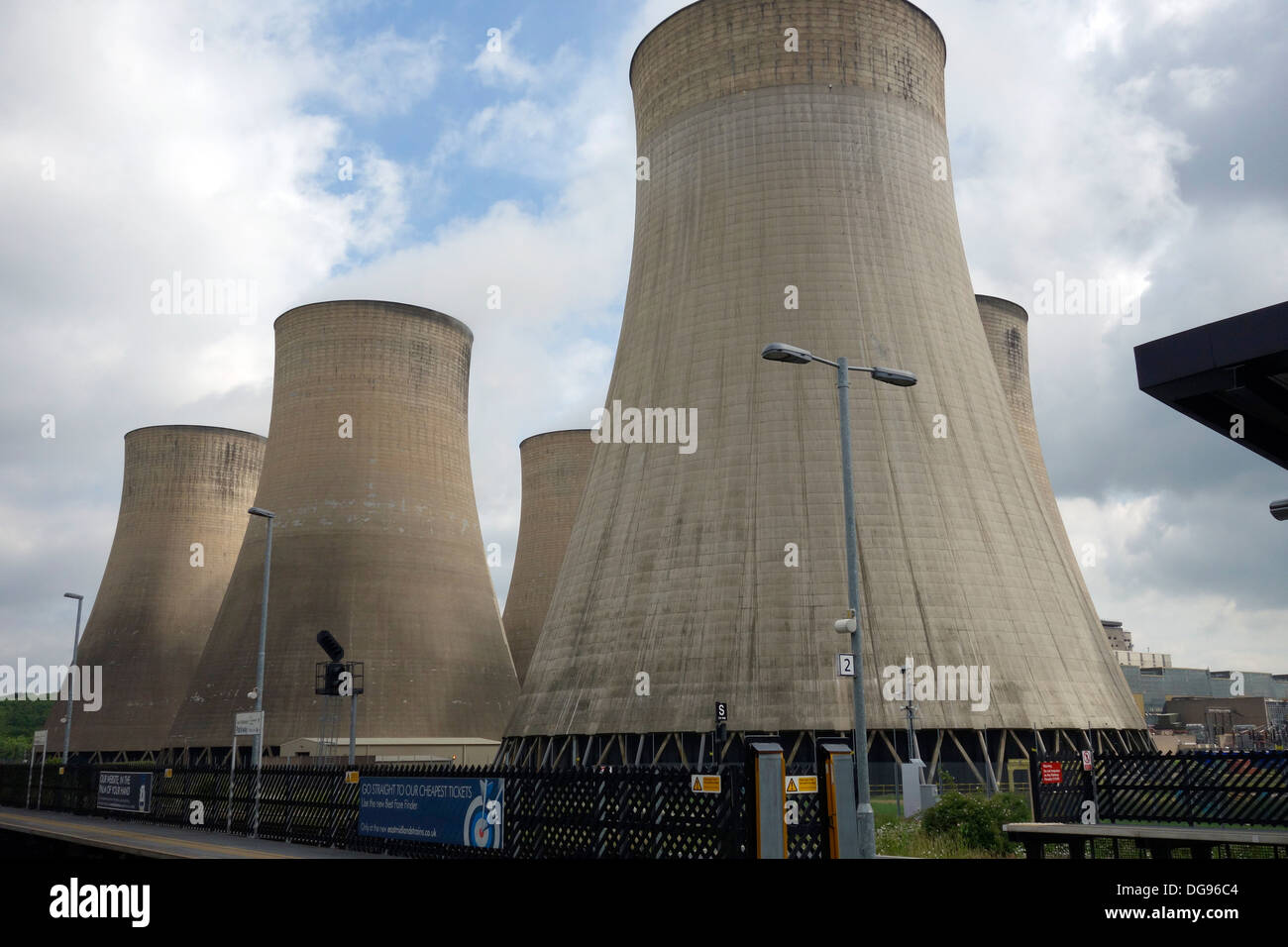 Ratcliffe on Soar cooling towers from East Midlands Parkway station Stock Photo