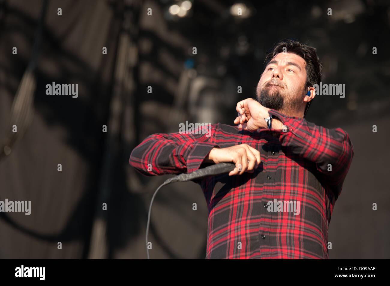 Lead singer of the band the deftones hires stock photography and
