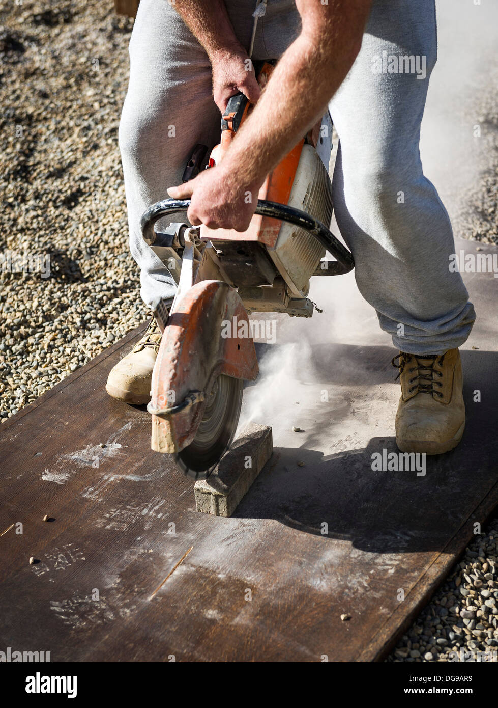 Disc cutter hires stock photography and images Alamy