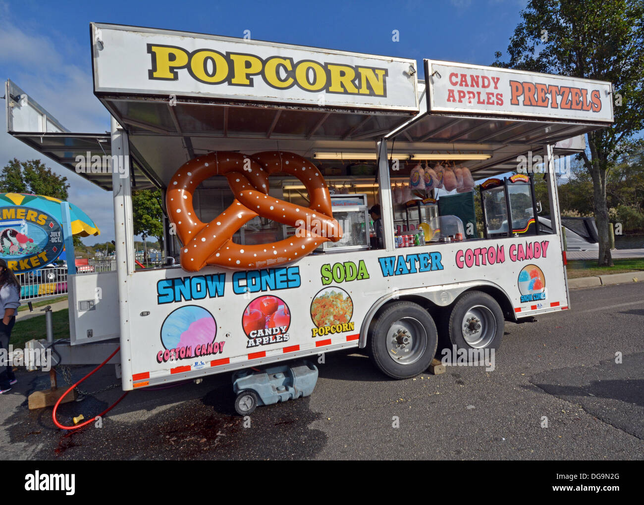 A food trailer with a large plaster salted pretzel at a fair in Riverhead, Long Island, New York Stock Photo