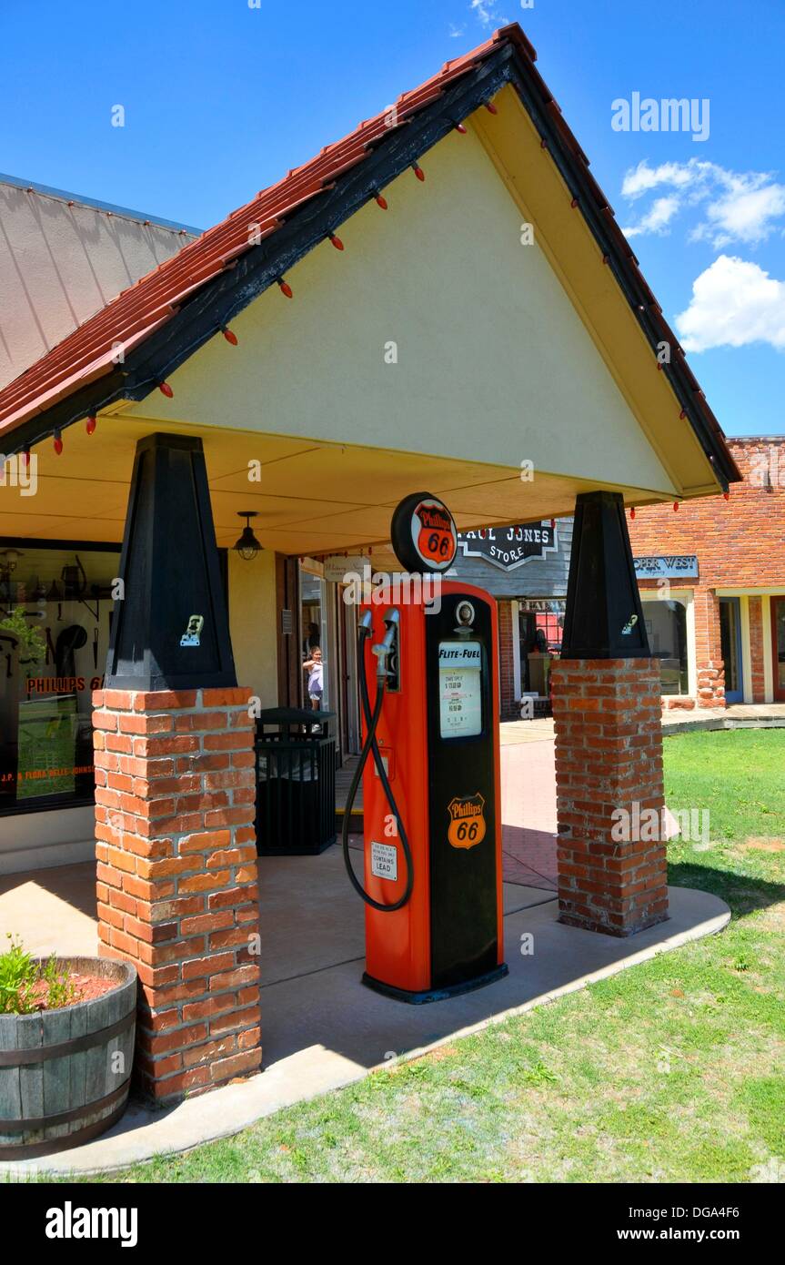 Phillips 66 Gas Station Stock Photos Phillips 66 Gas Station