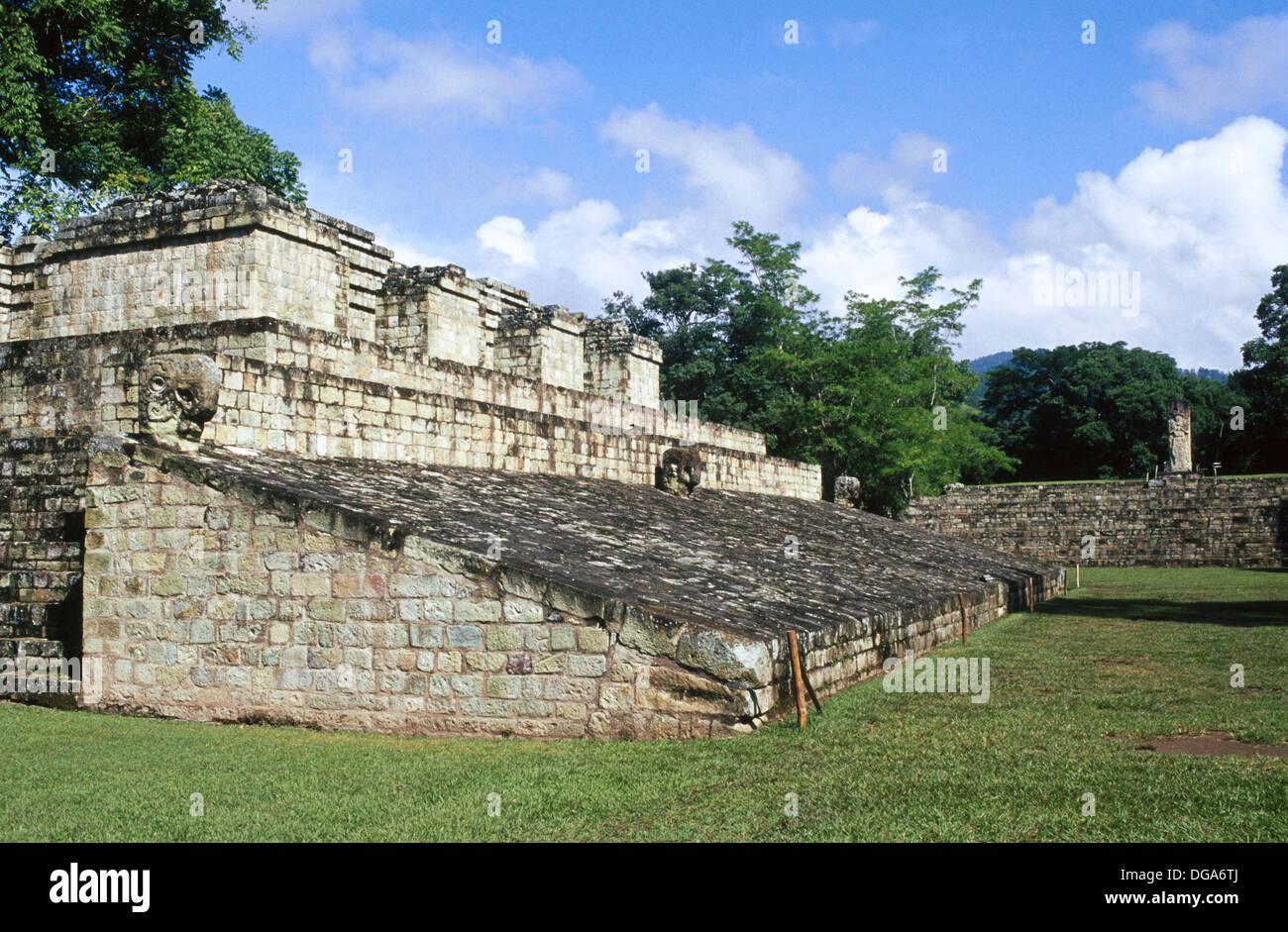 The Ball Court. Mayan ruins of Copán. Honduras Stock Photo Alamy