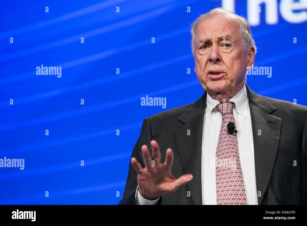T boone pickens portrait hires stock photography and images Alamy
