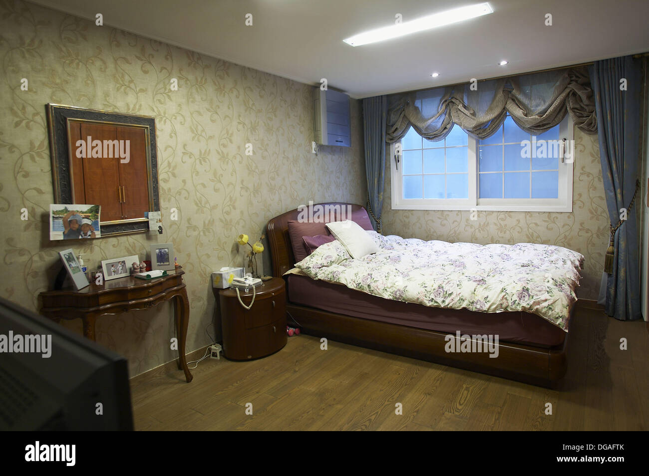 Bedroom in house, Seoul, South Korea Stock Photo Alamy