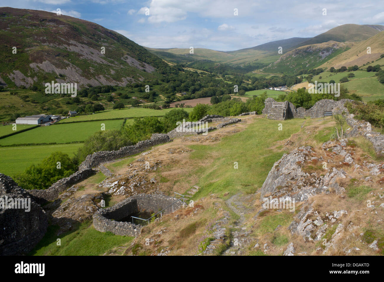 Castell Y Bere Welsh princes' castle Near Abergynolwyn Dysynni Valley Gwynedd Snowdonia Mid Wales UK Stock Photo