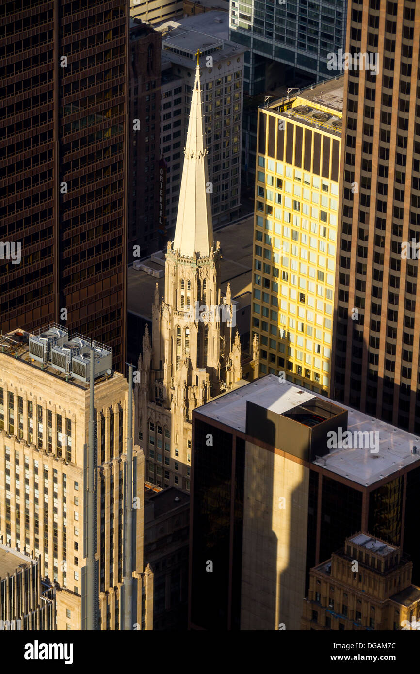 Aerial view of Chicago Temple Building Stock Photo
