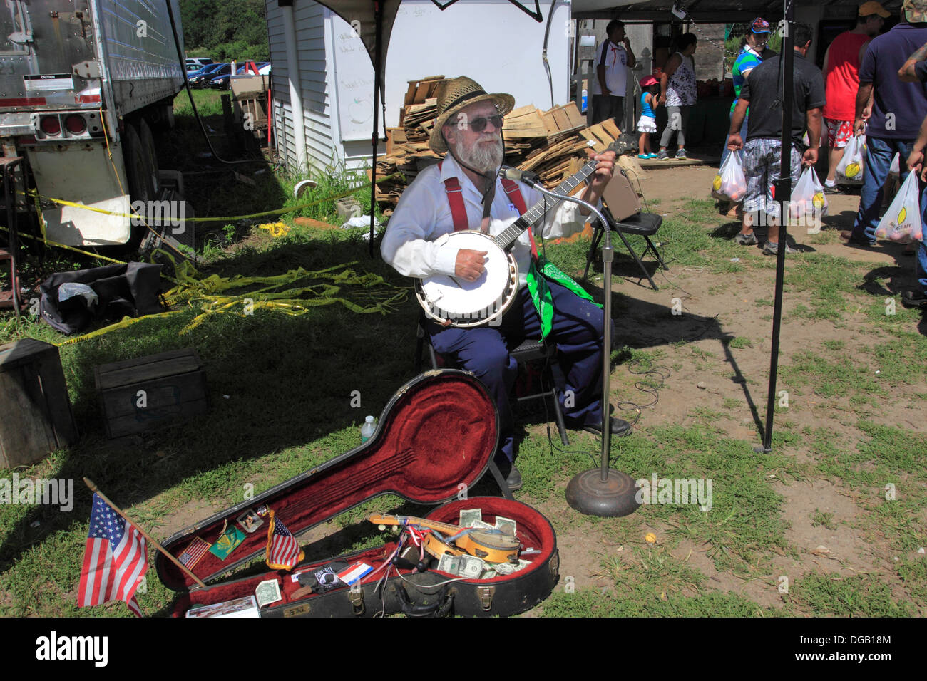 Banjo player at Davis Peach Farm Wading River Long Island New York Stock Photo