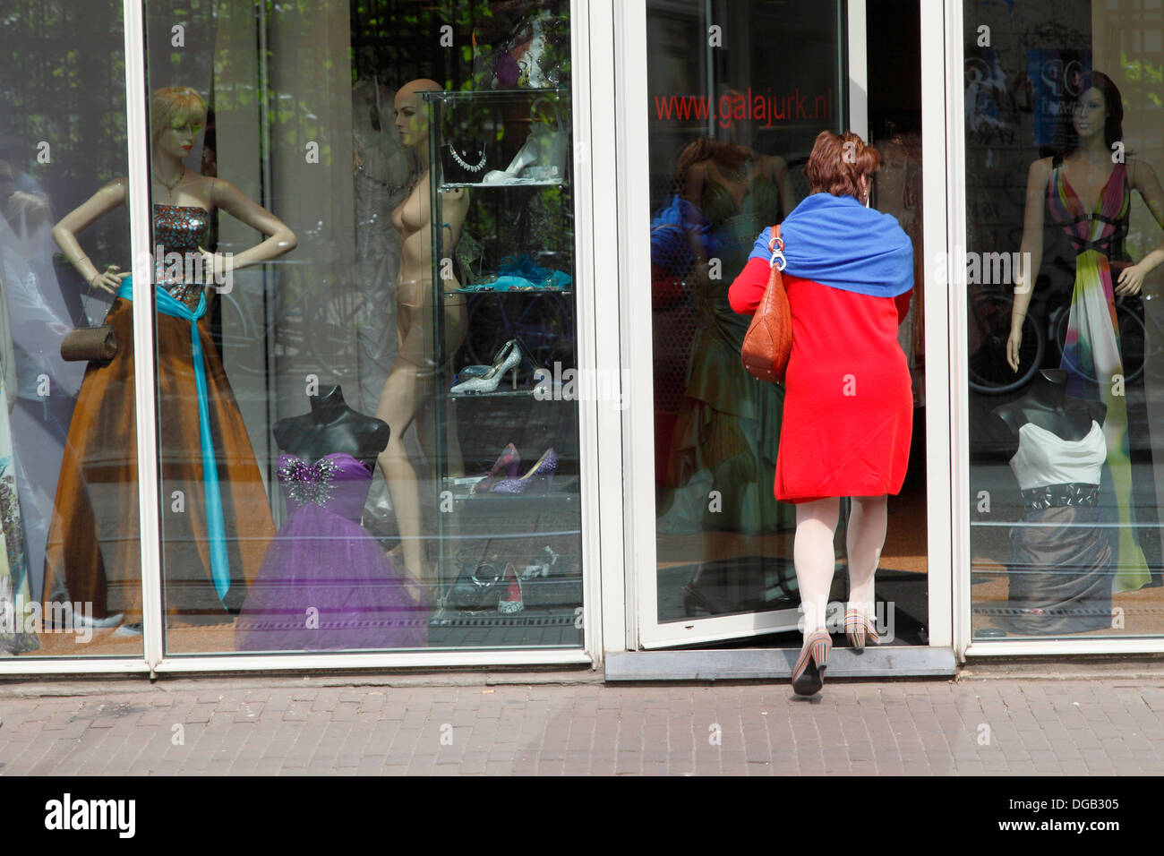 Window shopping amsterdam hi-res stock photography and images - Page 6 -  Alamy