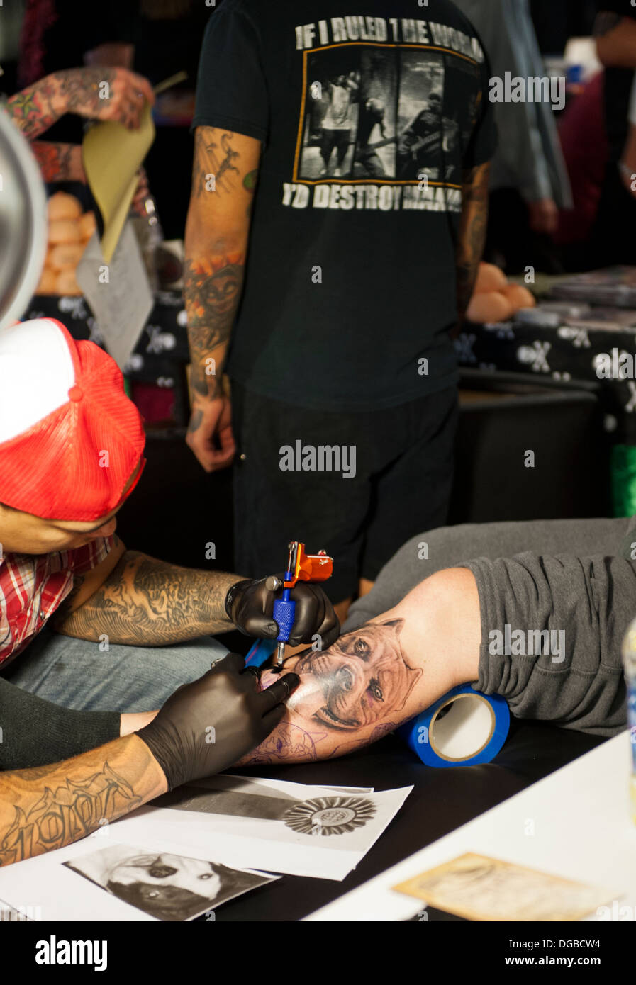 View Leg Tattoo Artist Design Images