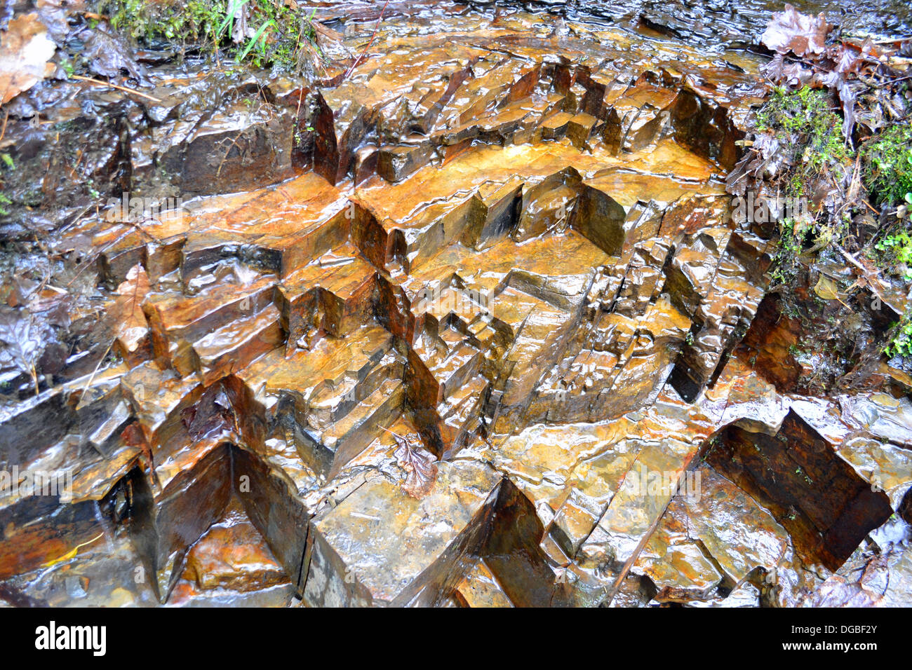 Coloured rocks hi-res stock photography and images - Alamy