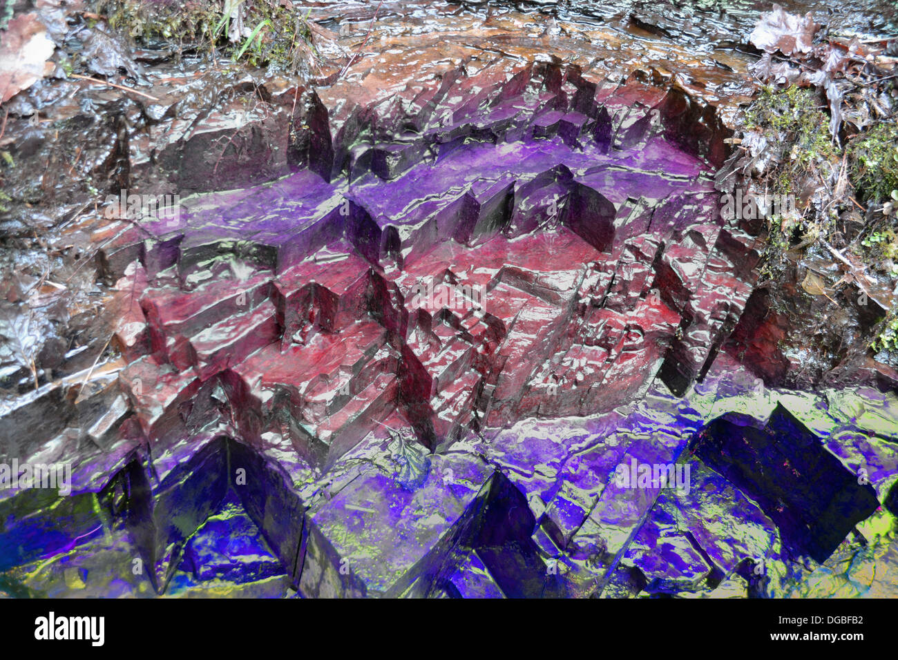 Coloured rocks hi-res stock photography and images - Alamy