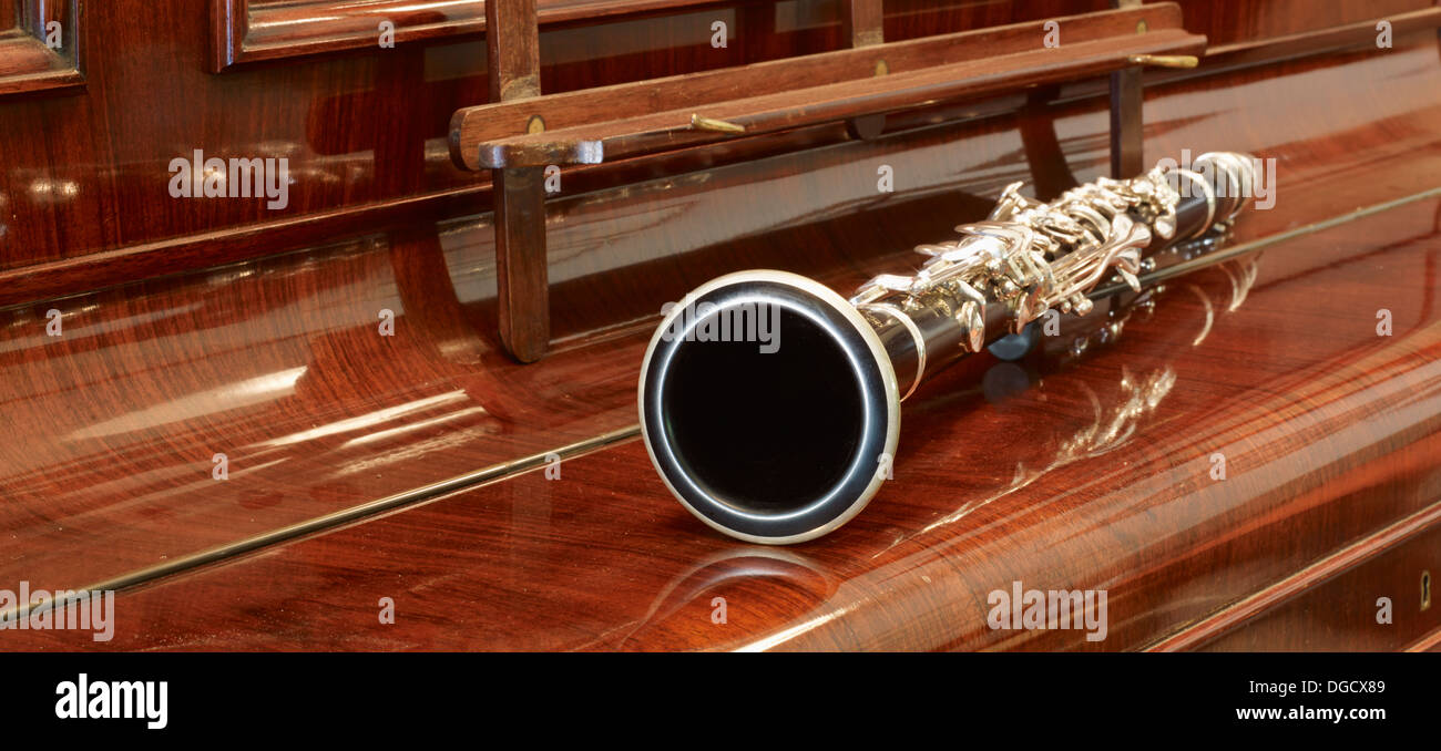 and piano hires stock photography and images Alamy