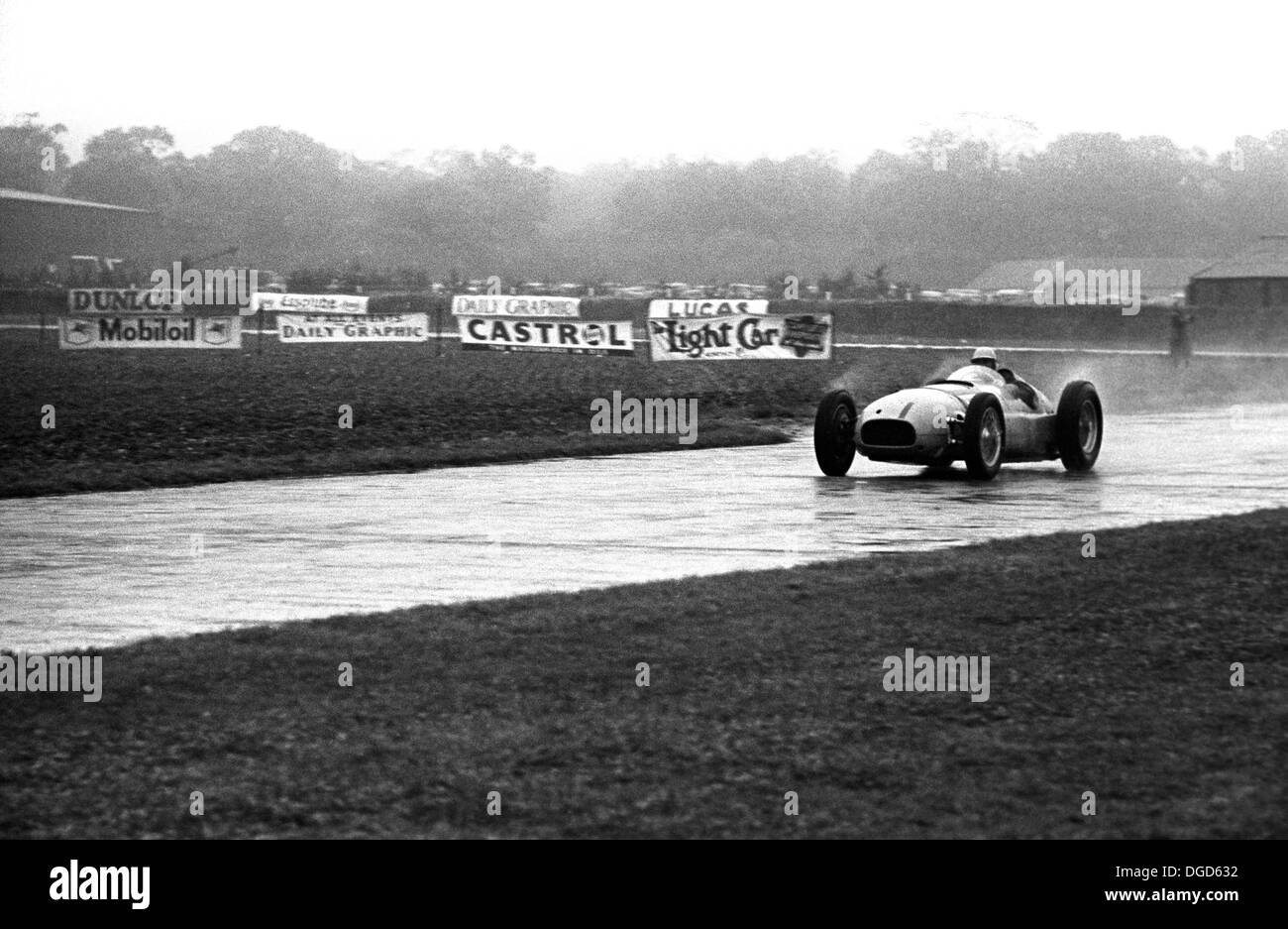 Reg Parnell's maiden BRM V16 win Goodwood, England, 30th September 1950. Stock Photo