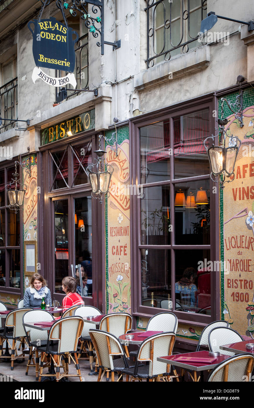 Outdoor Seating at Bistro Relais Odeon in Saint Germain des Pres, Paris France Stock Photo