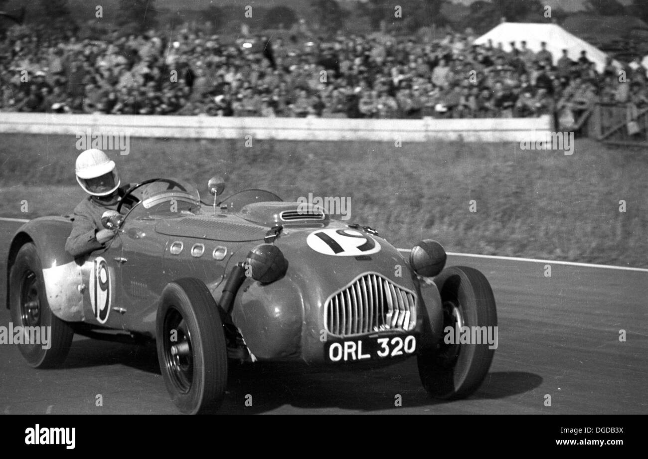 An Allard racing at Goodwood on Whit Monday, May 10th 1952. Stock Photo