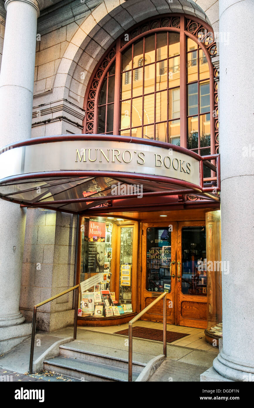 Munro's Books Store in Victoria, BC; Opened by  Alice Monroe and her Ex-Husband in 1963 - One sale on Alamy, none anywhere else Stock Photo
