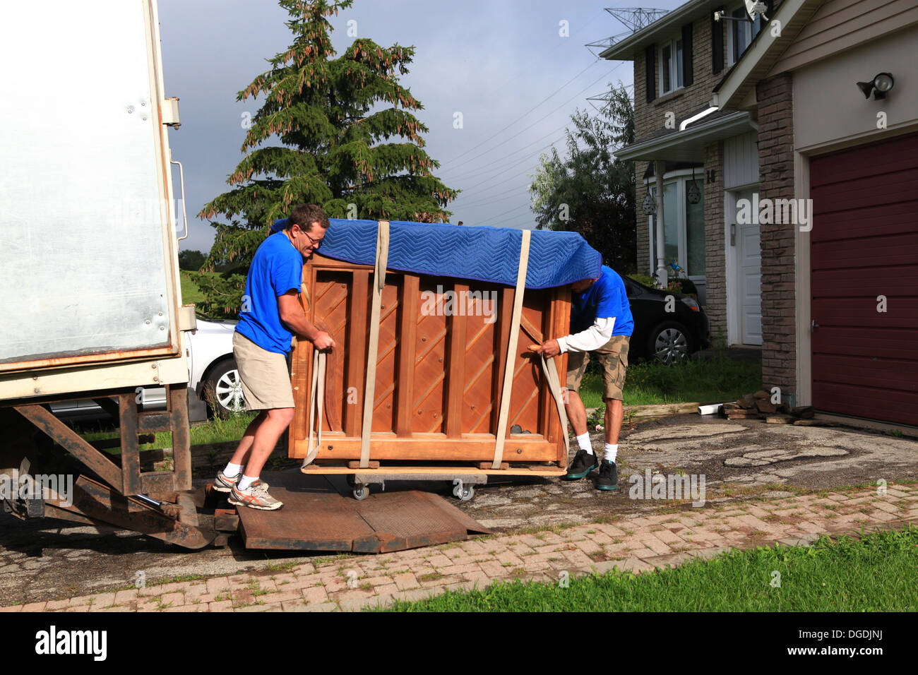 Moving A Piano High Resolution Stock Photography and Images - Alamy