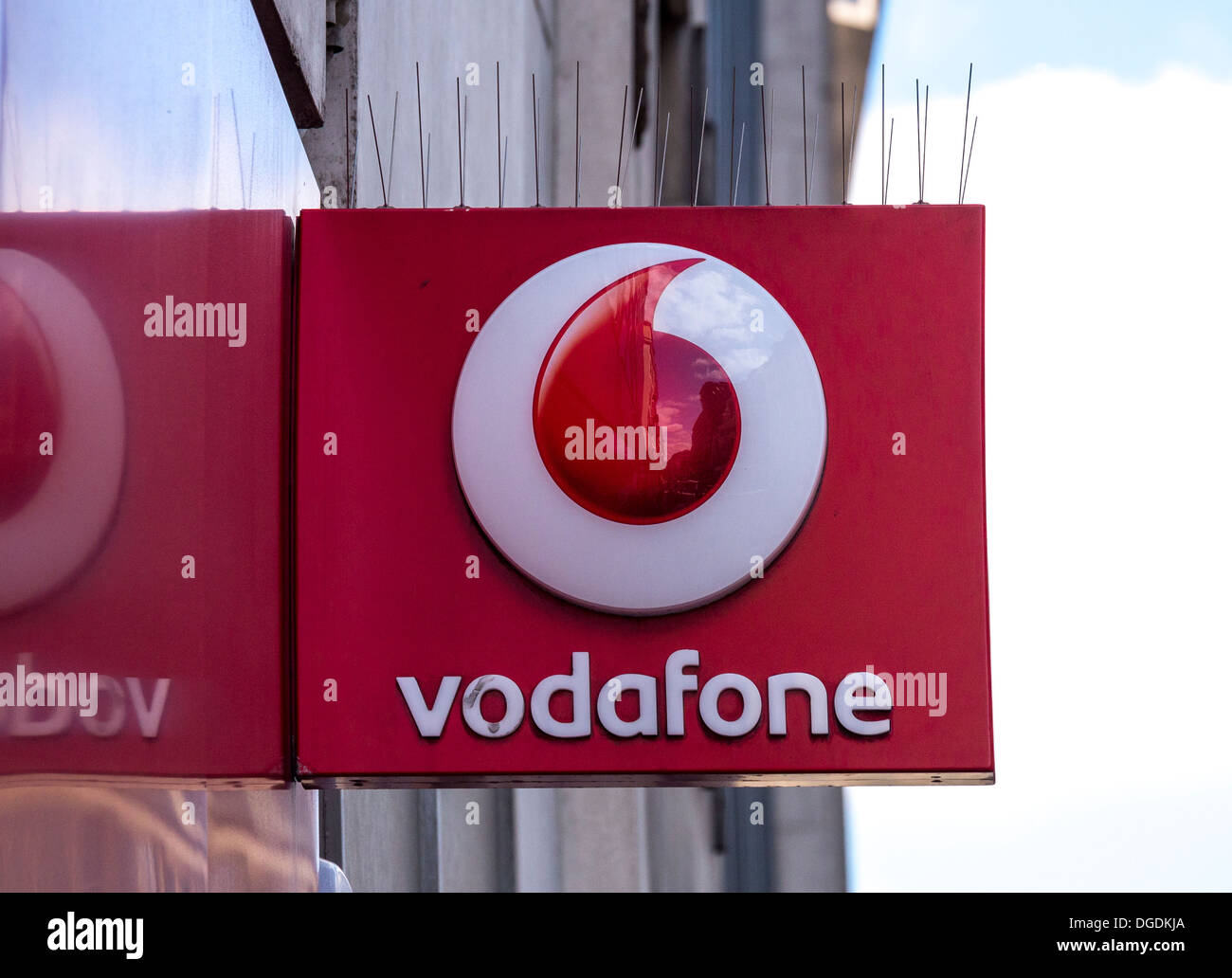 Vodafone Mobile Phone Shop Sign Stock Photo Alamy