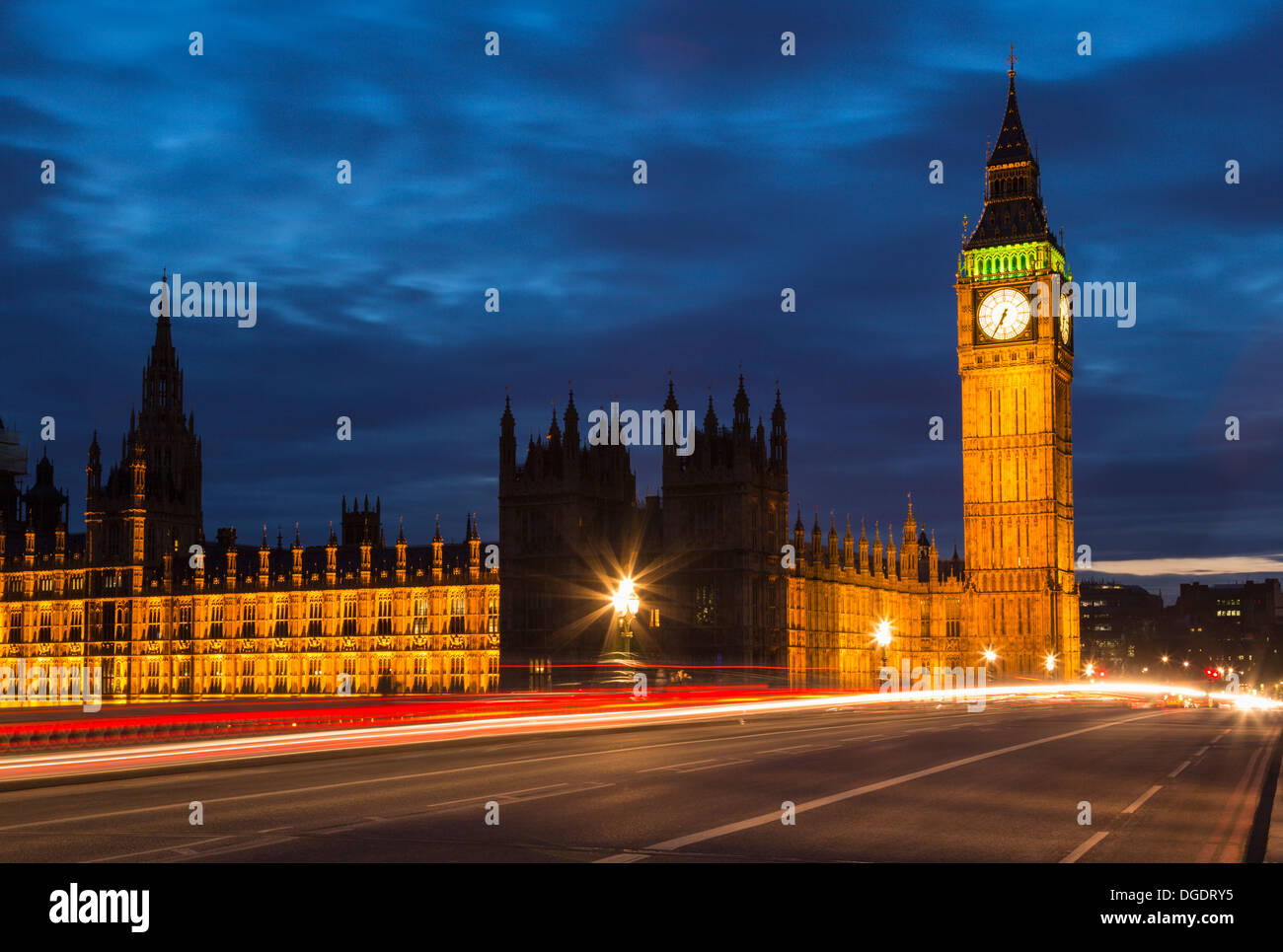 Westminster Bridge and Houses of Parliament at night England Stock Photo