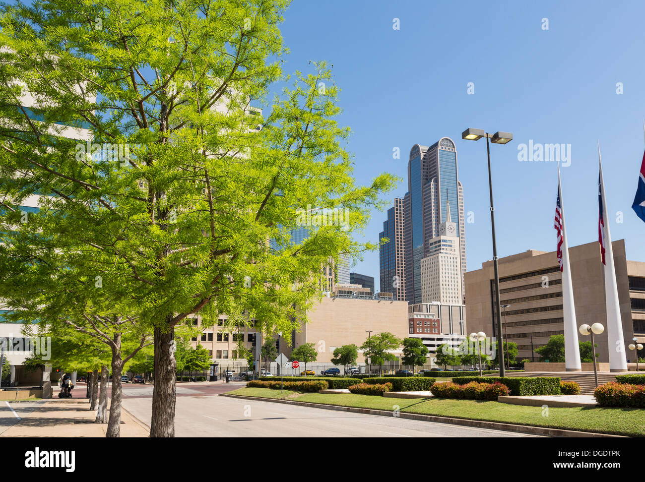 Downtown dallas architecture hi-res stock photography and images - Alamy