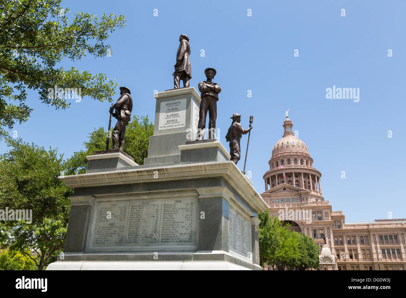 Texas State Capitol building and confederate soldiers monument Austin USA Stock Photo