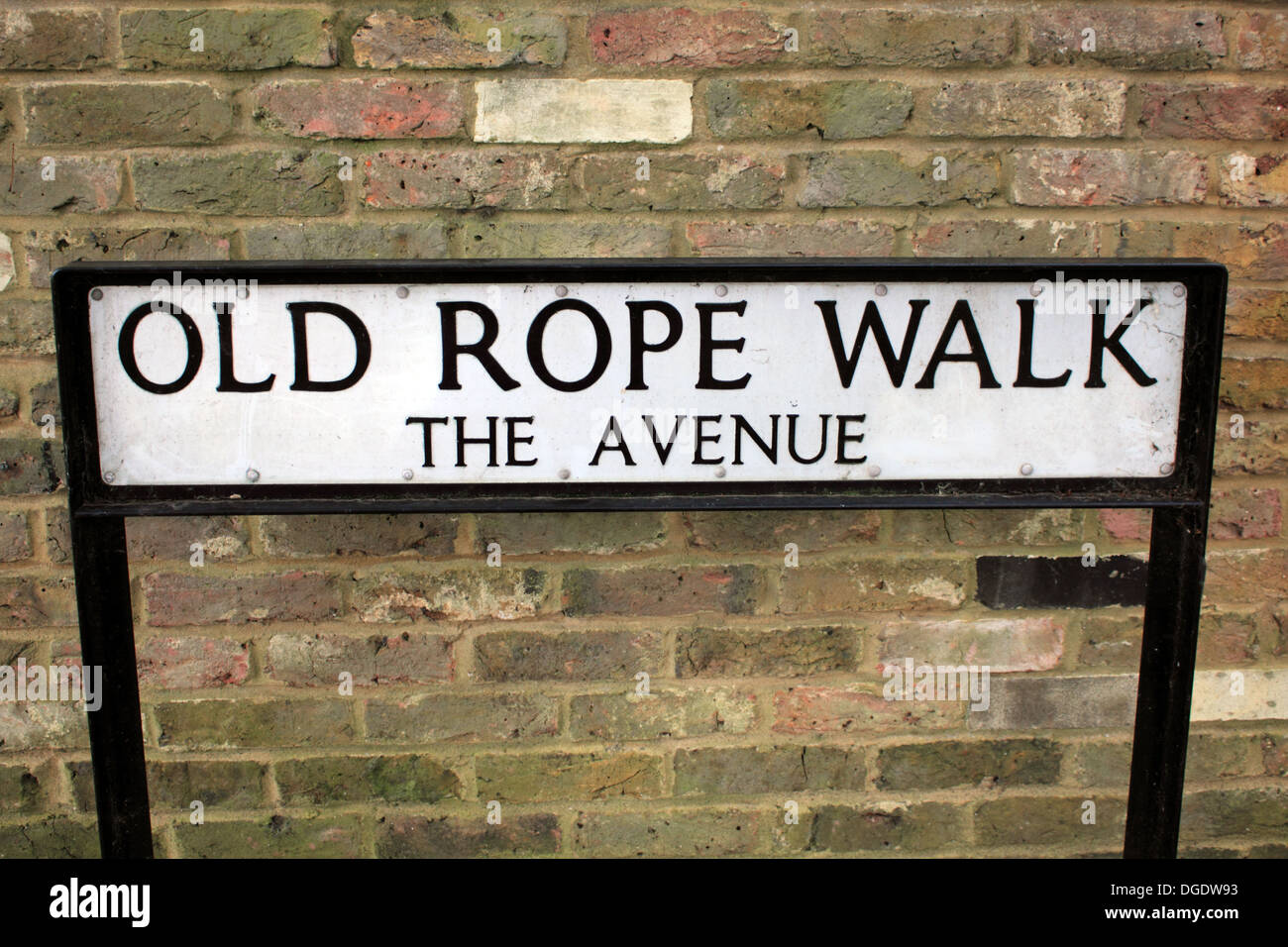 Rope walk hires stock photography and images Alamy