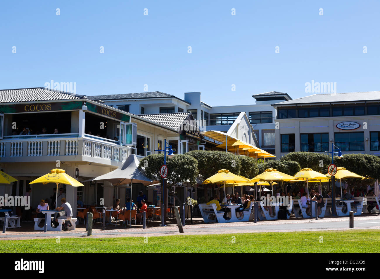 Upmarket restaurants along the beach front in Hermanus overlooking the seasonal visits by whales Hermanus South Africa Stock Photo